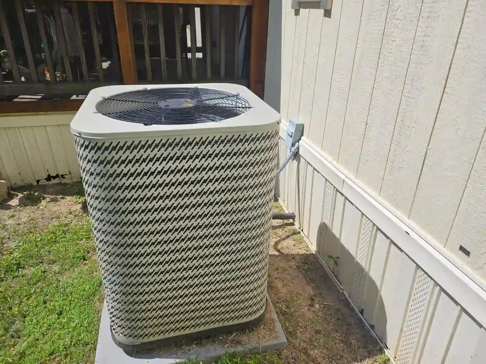 how much does it cost to fix an AC condenser